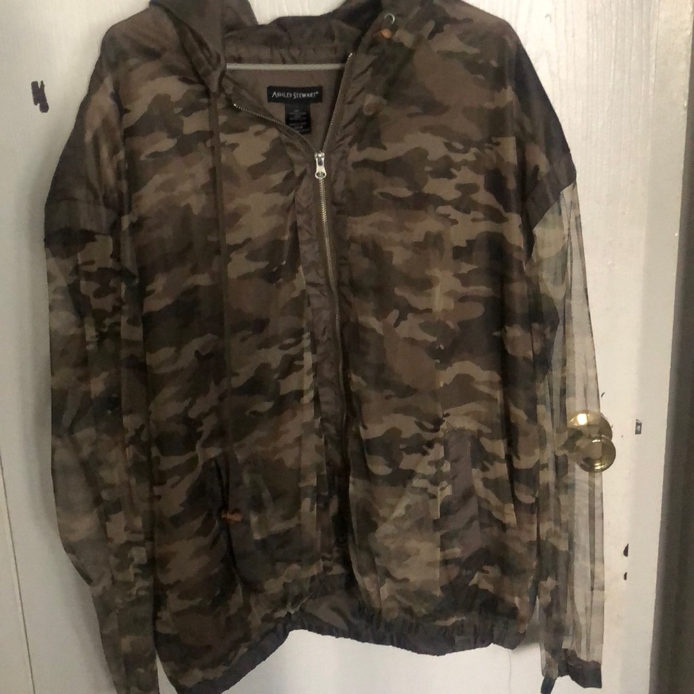 Camouflage jacket, size 22/24